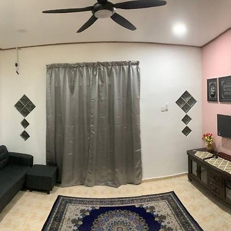 Homestay Desa Chendering Kuala Terengganu Exterior foto