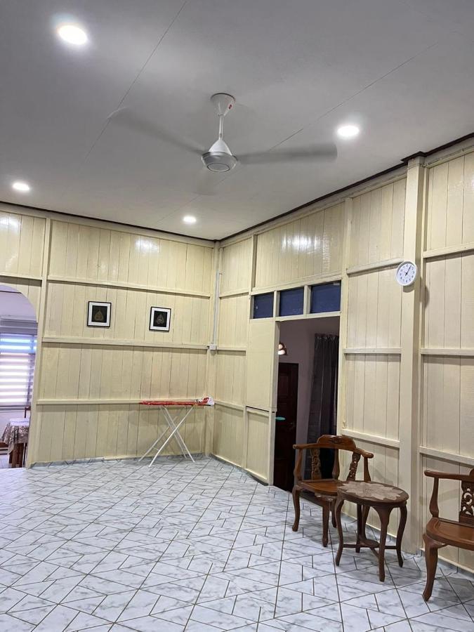 Homestay Desa Chendering Kuala Terengganu Exterior foto